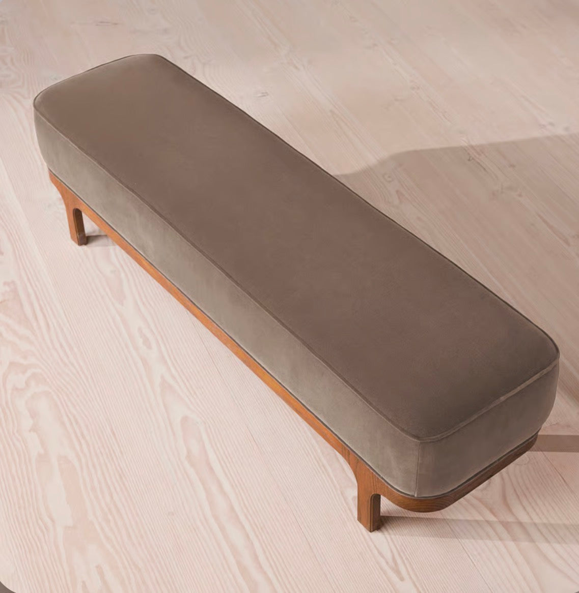 Aviera Kadife Bench