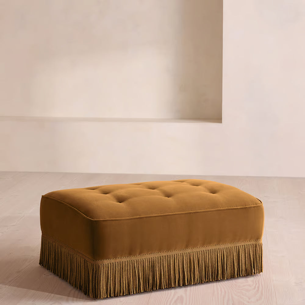 Elena Püskülü Puf