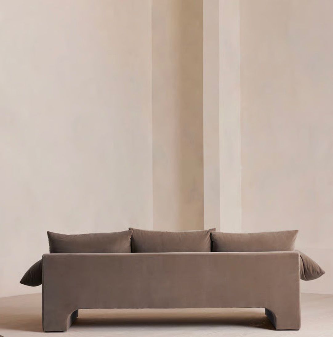 Lumira Kadife Sofa