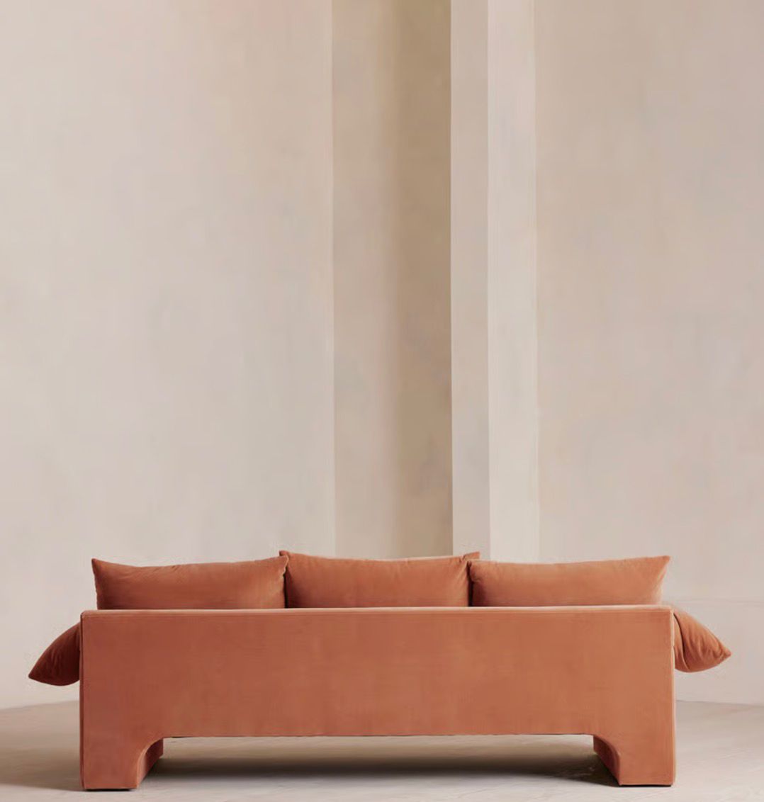 Lumira Kadife Sofa