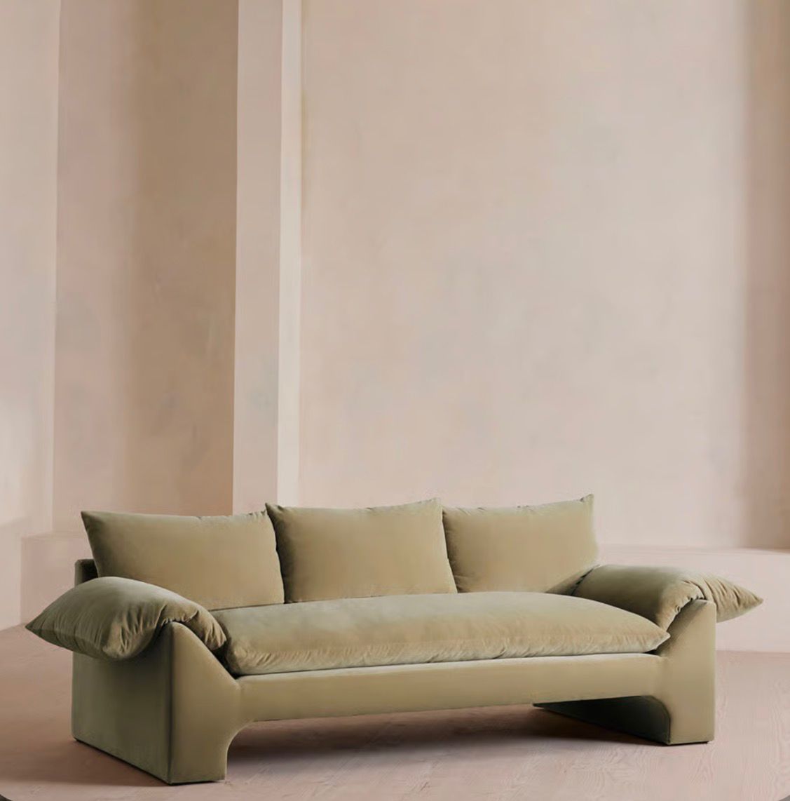 Lumira Kadife Sofa