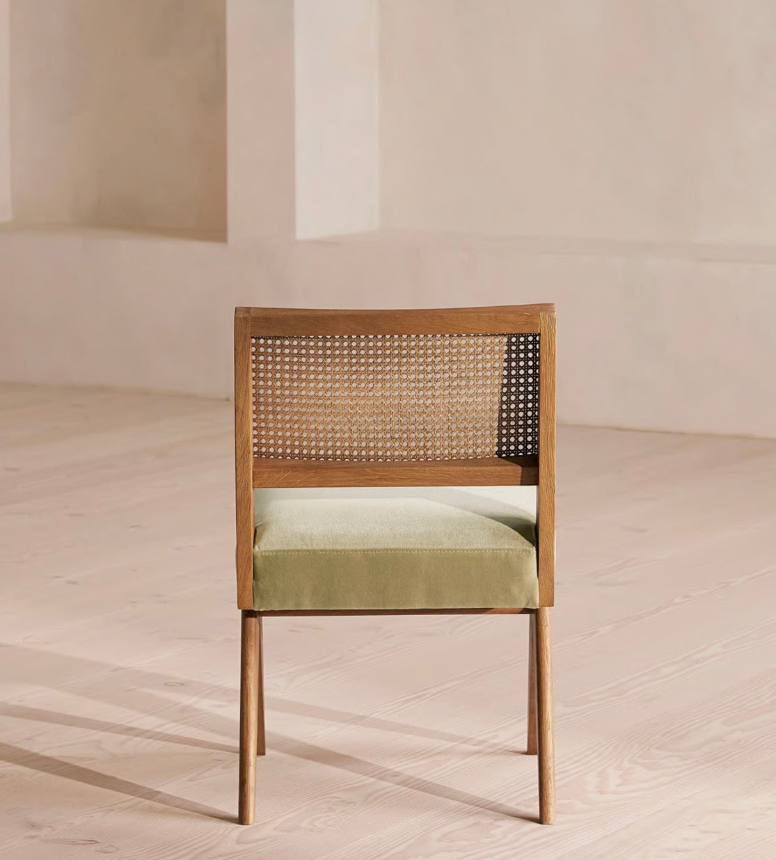 Nora Ahşap Hazeranlı Sandalye