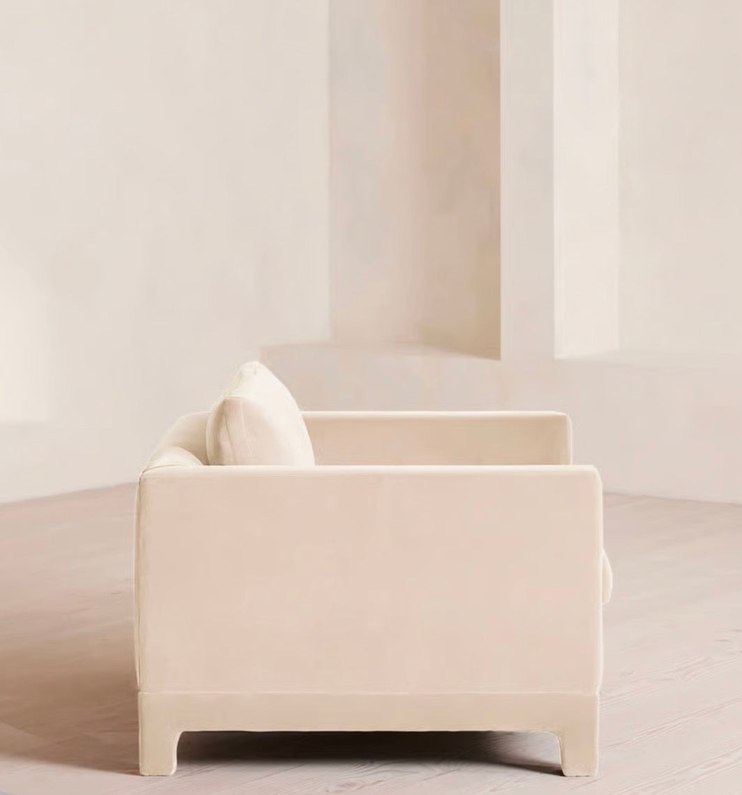 Virelle Kadife Koltuk