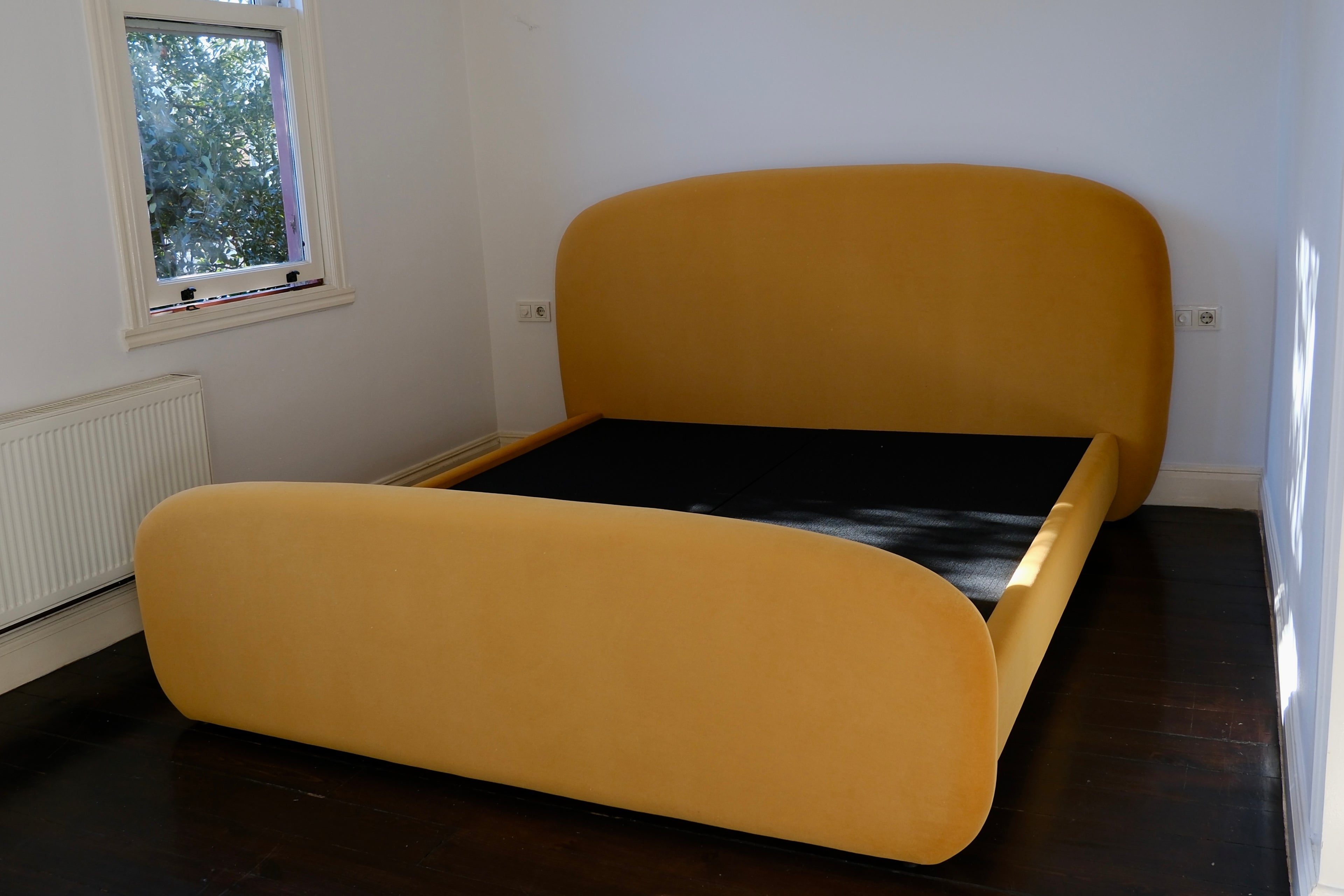 Evara Kadife Karyola Sarıyer Teslimatı