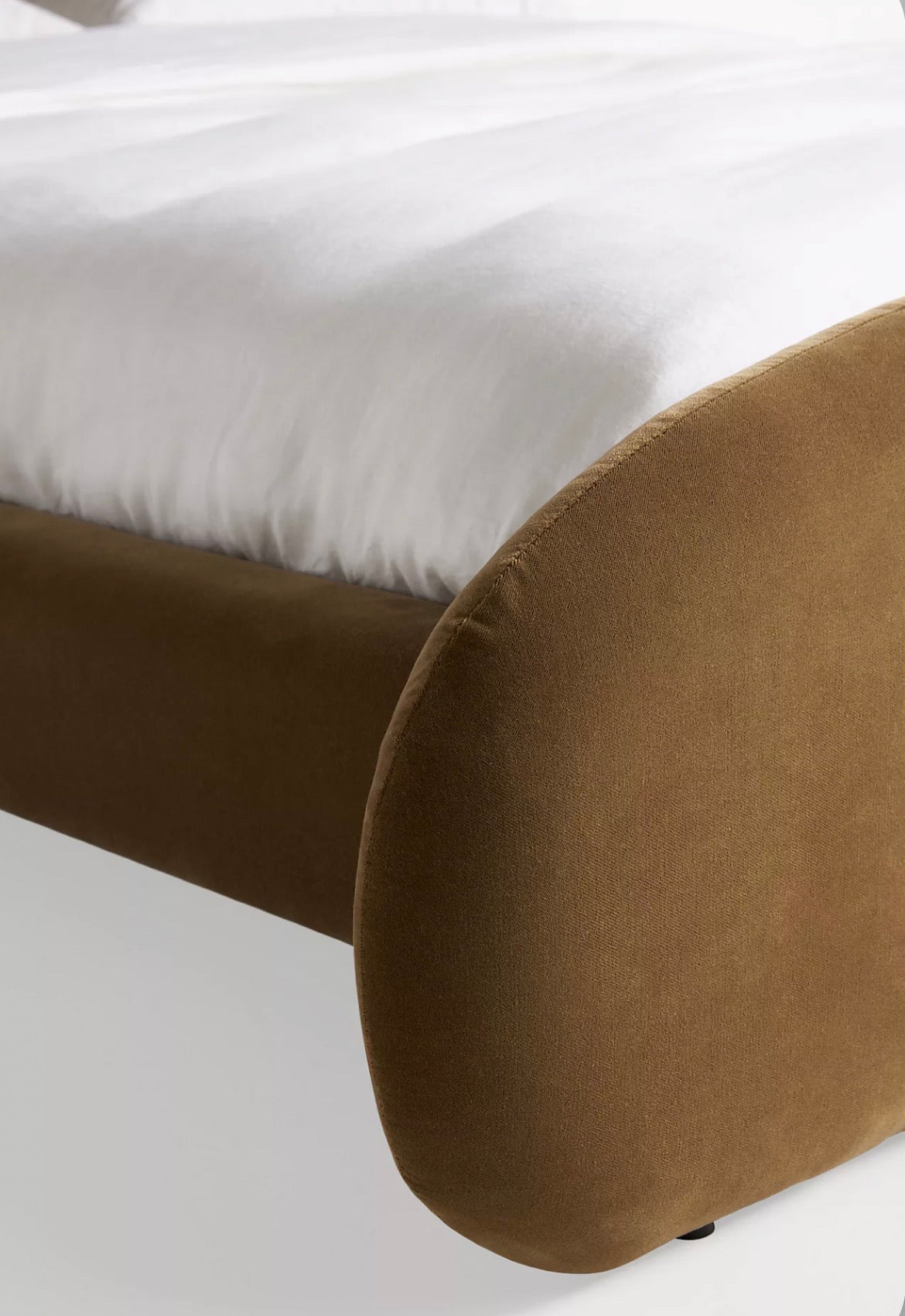 Evara Kadife Karyola