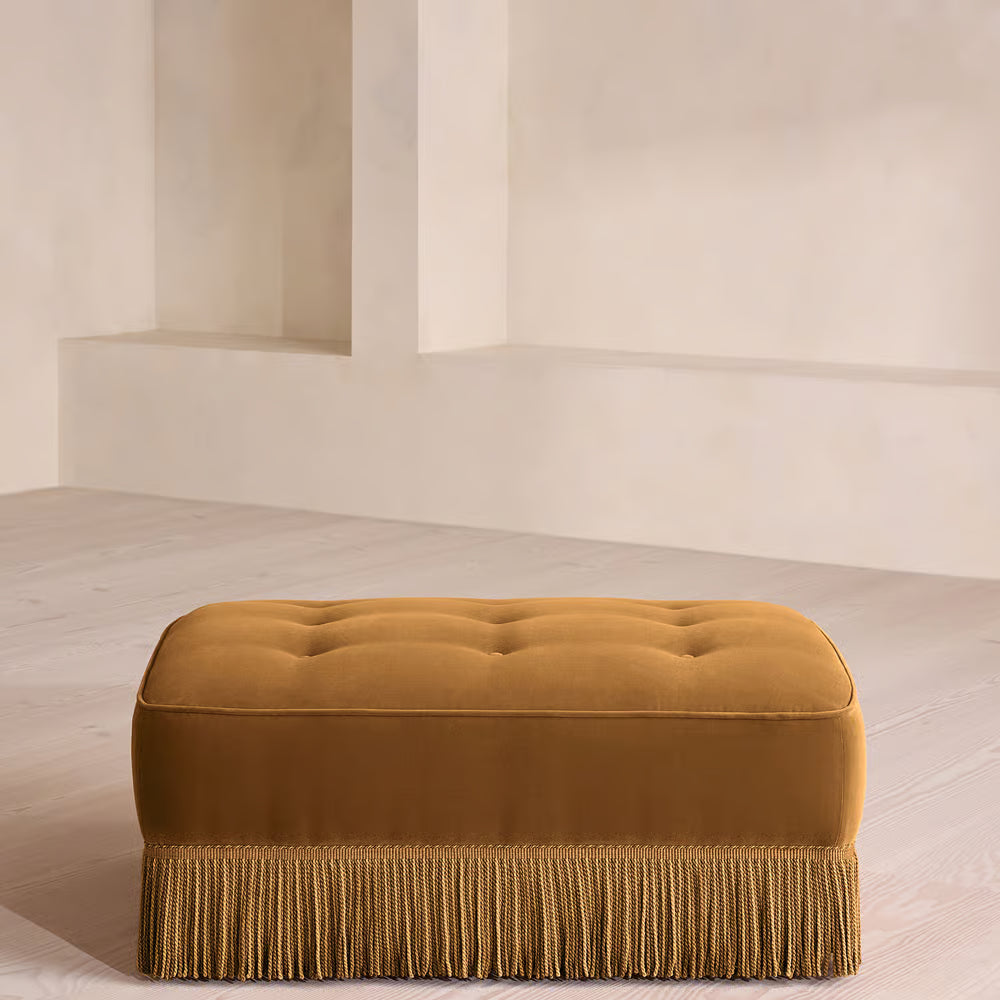 Elena Püskülü Puf