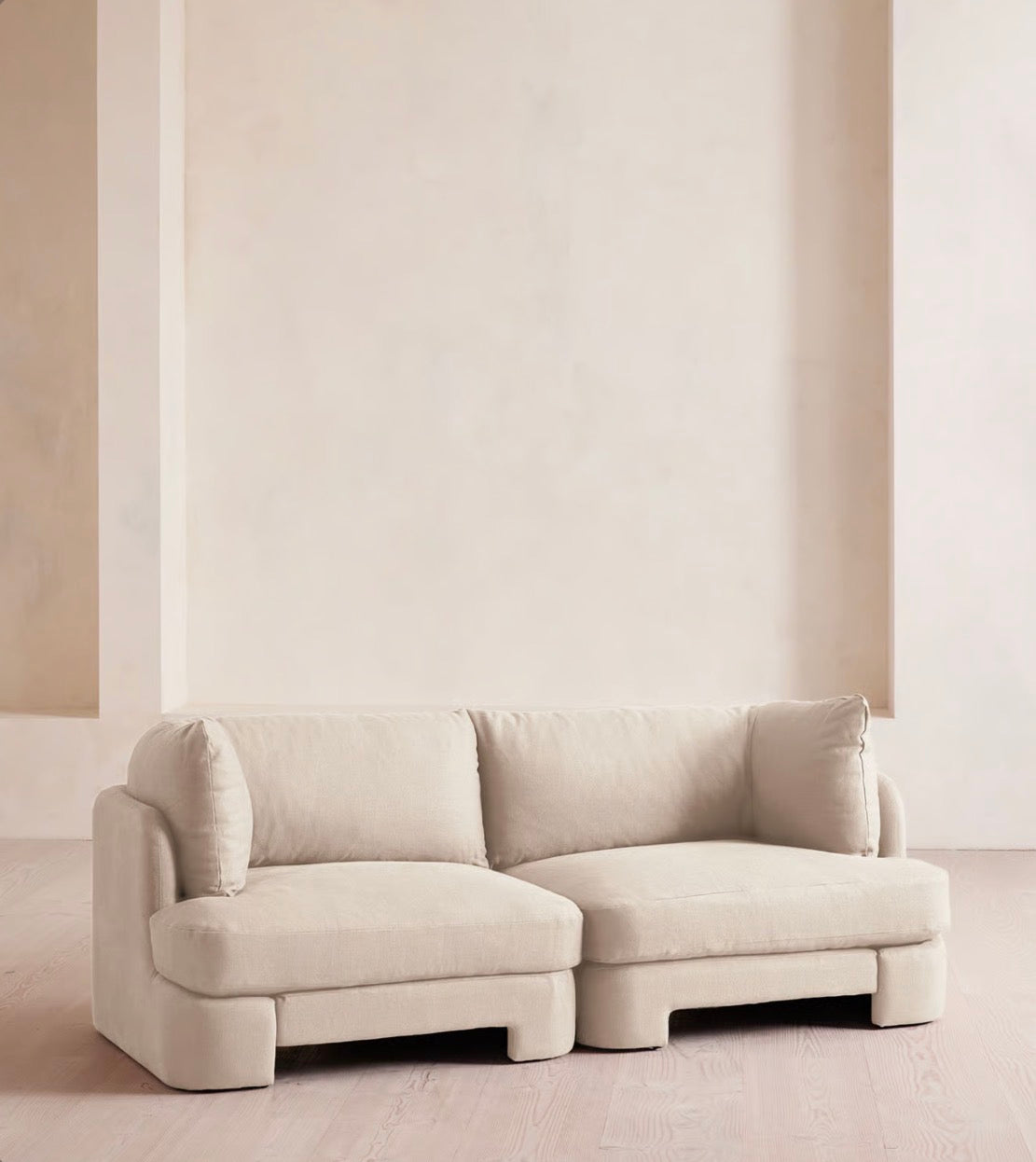 Florin Kadife Sofa