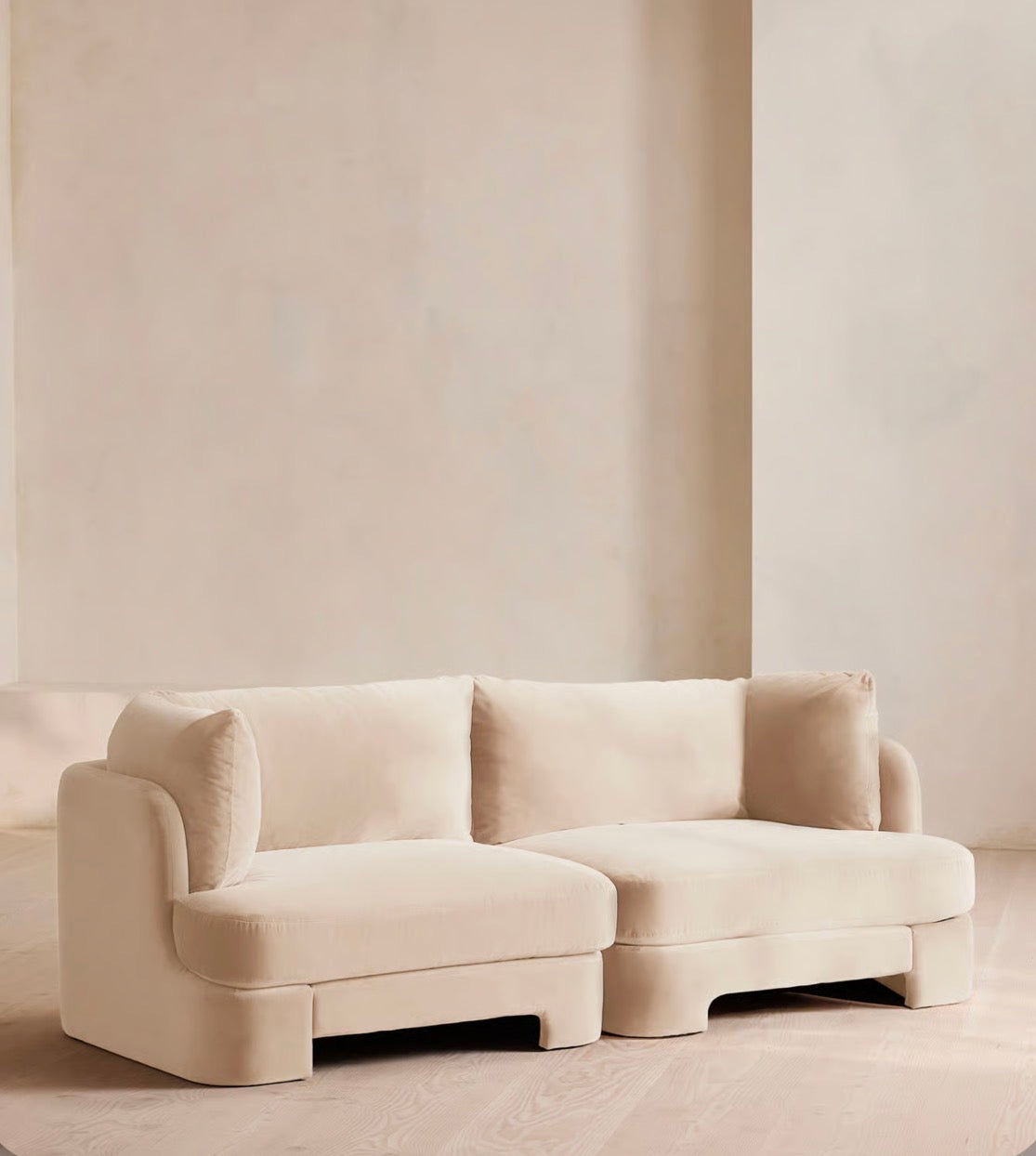 Florin Kadife Sofa