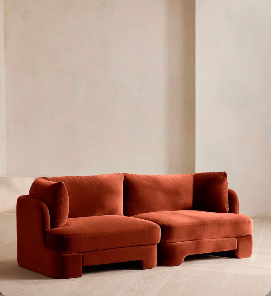 Florin Kadife Sofa