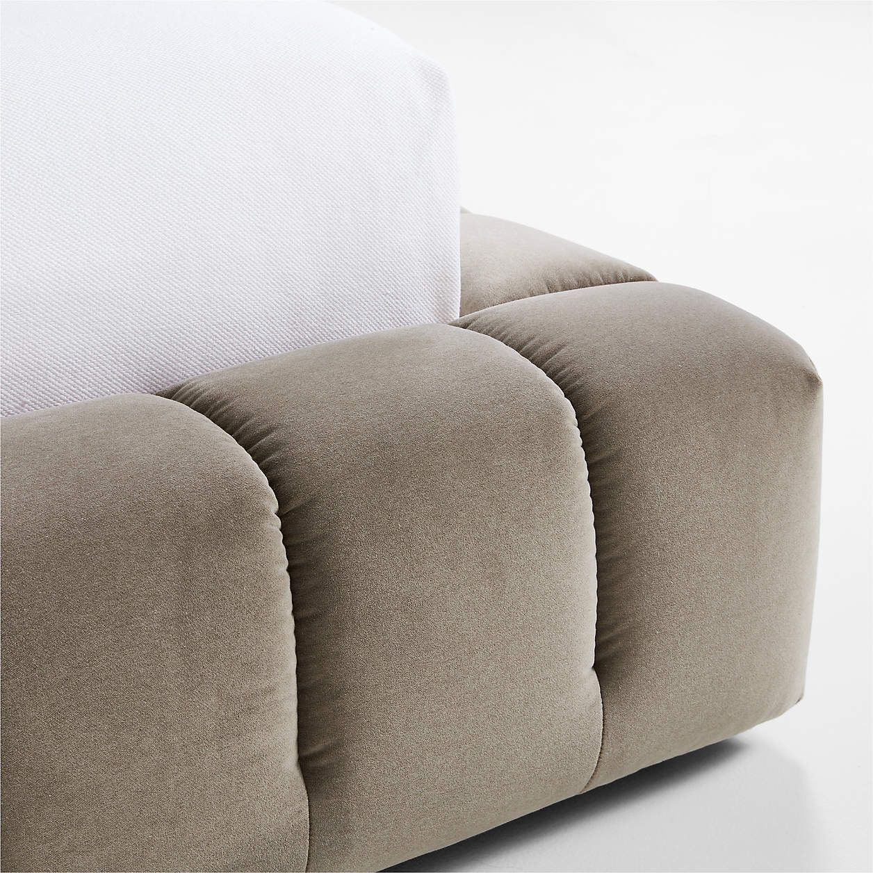 Kayle Kadife Karyola