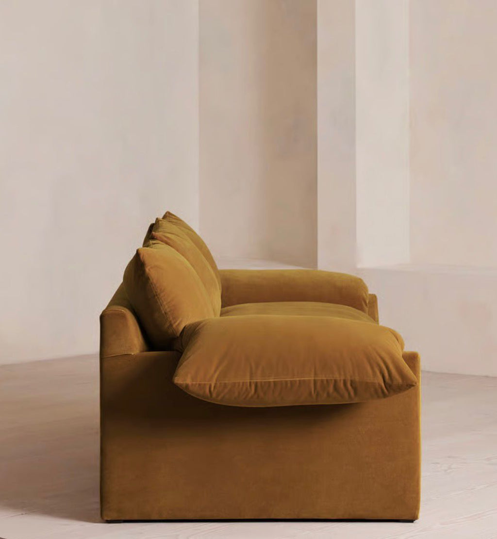 Lumira Kadife Sofa
