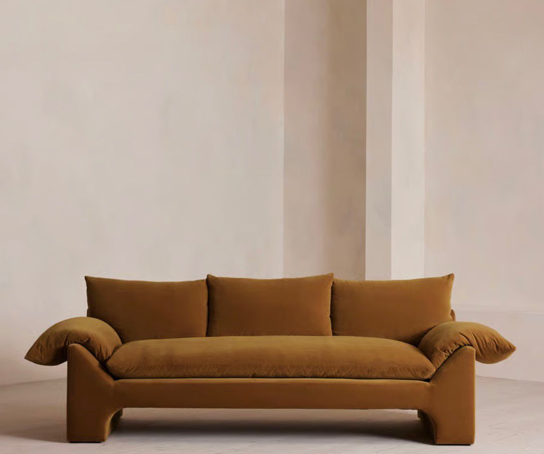 Lumira Kadife Sofa
