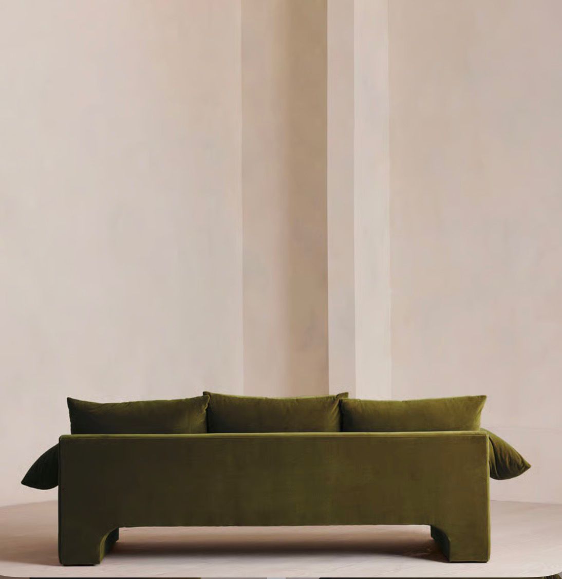 Lumira Kadife Sofa