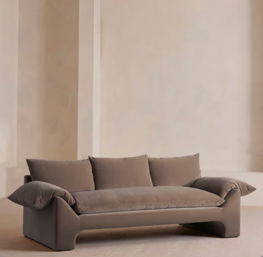 Lumira Kadife Sofa