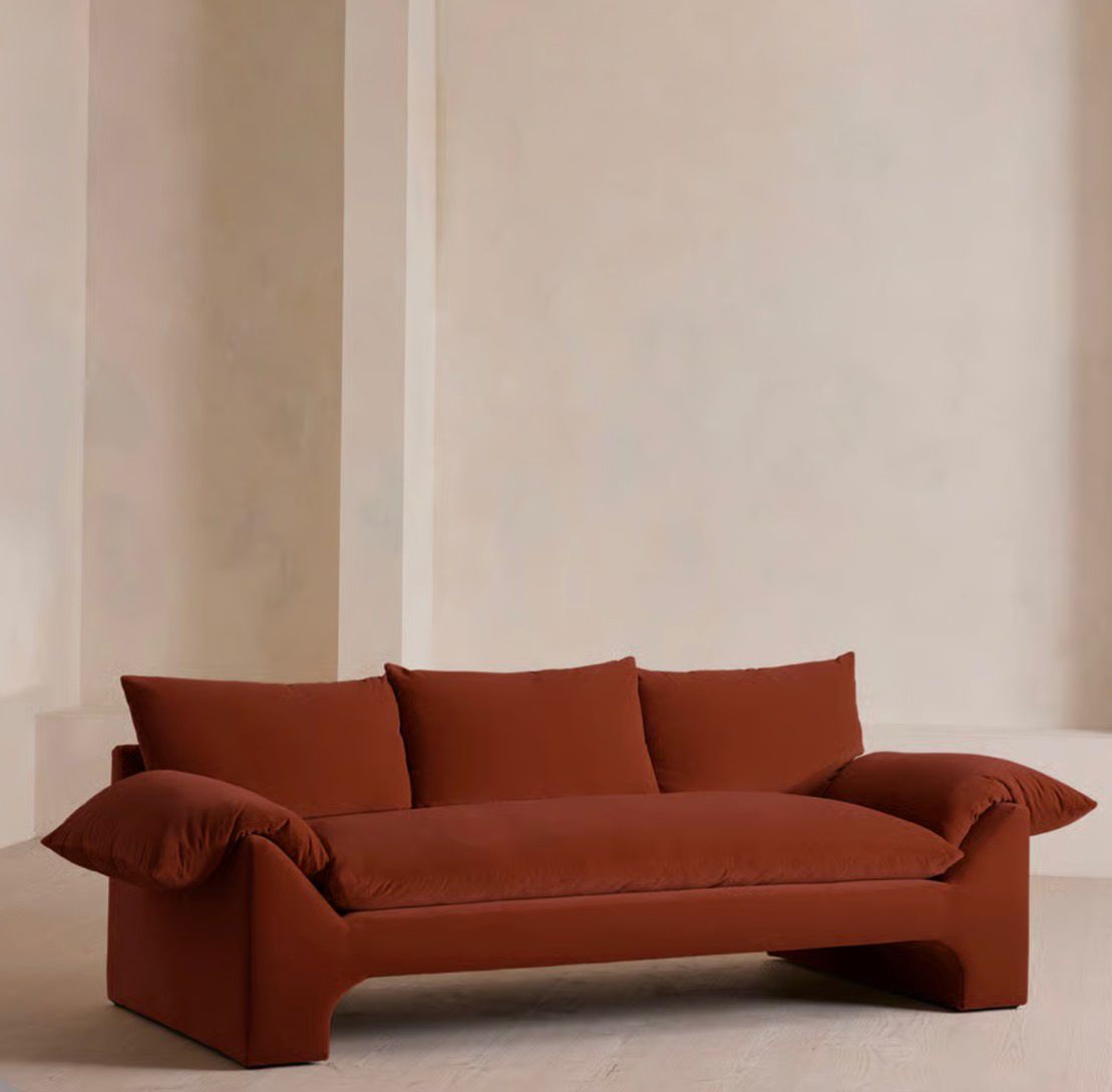 Lumira Kadife Sofa
