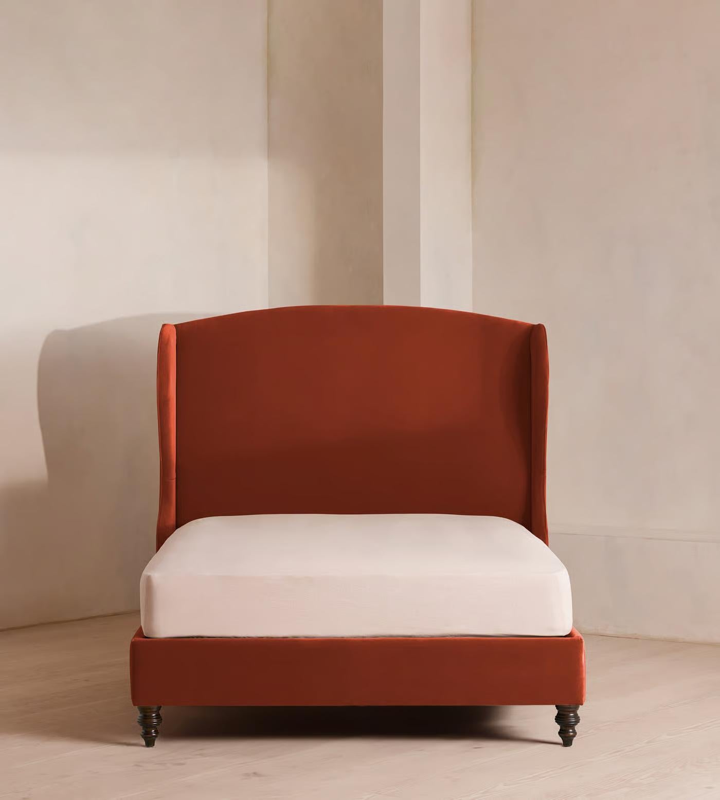 Lurine Kadife Karyola