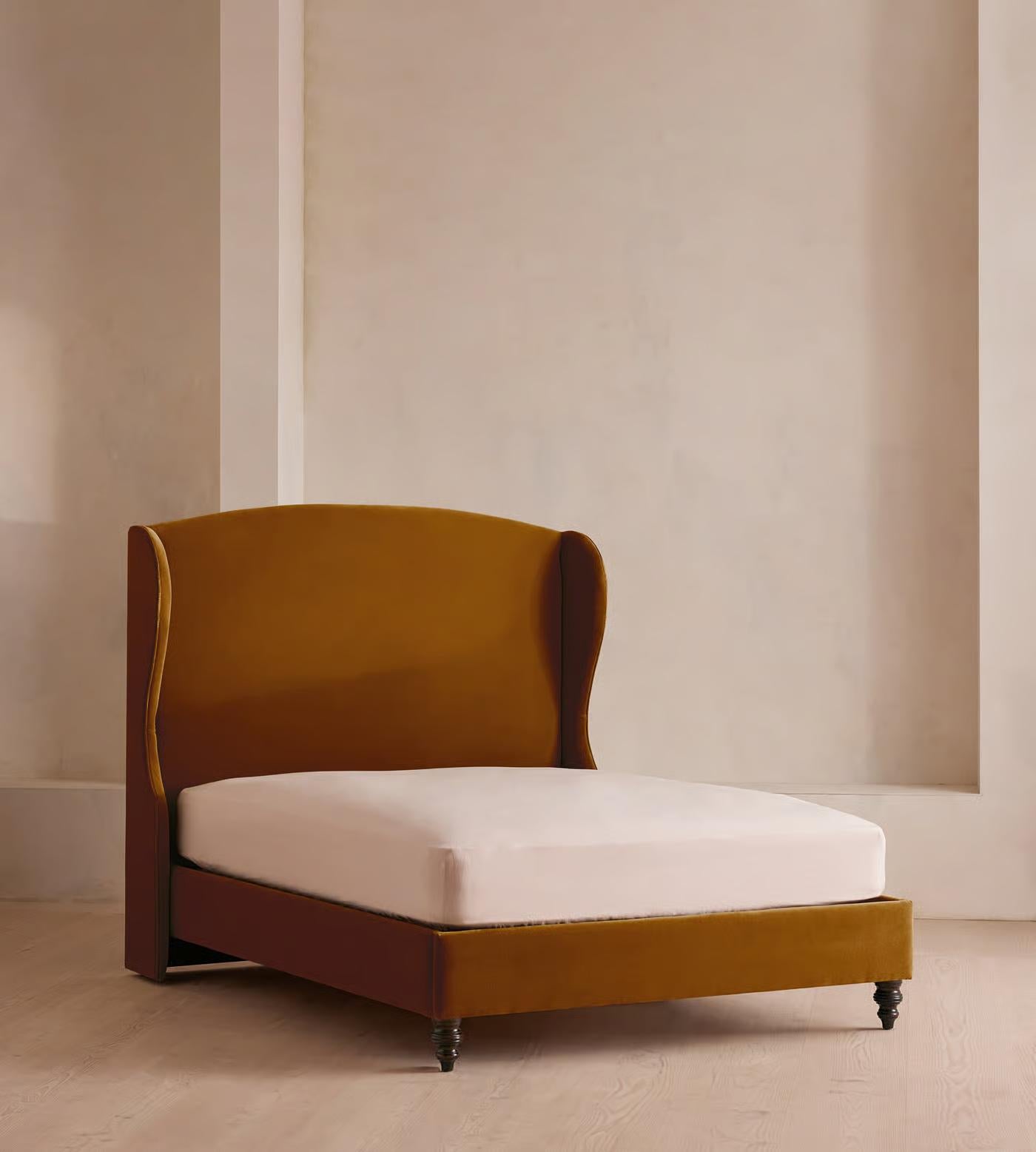 Lurine Kadife Karyola