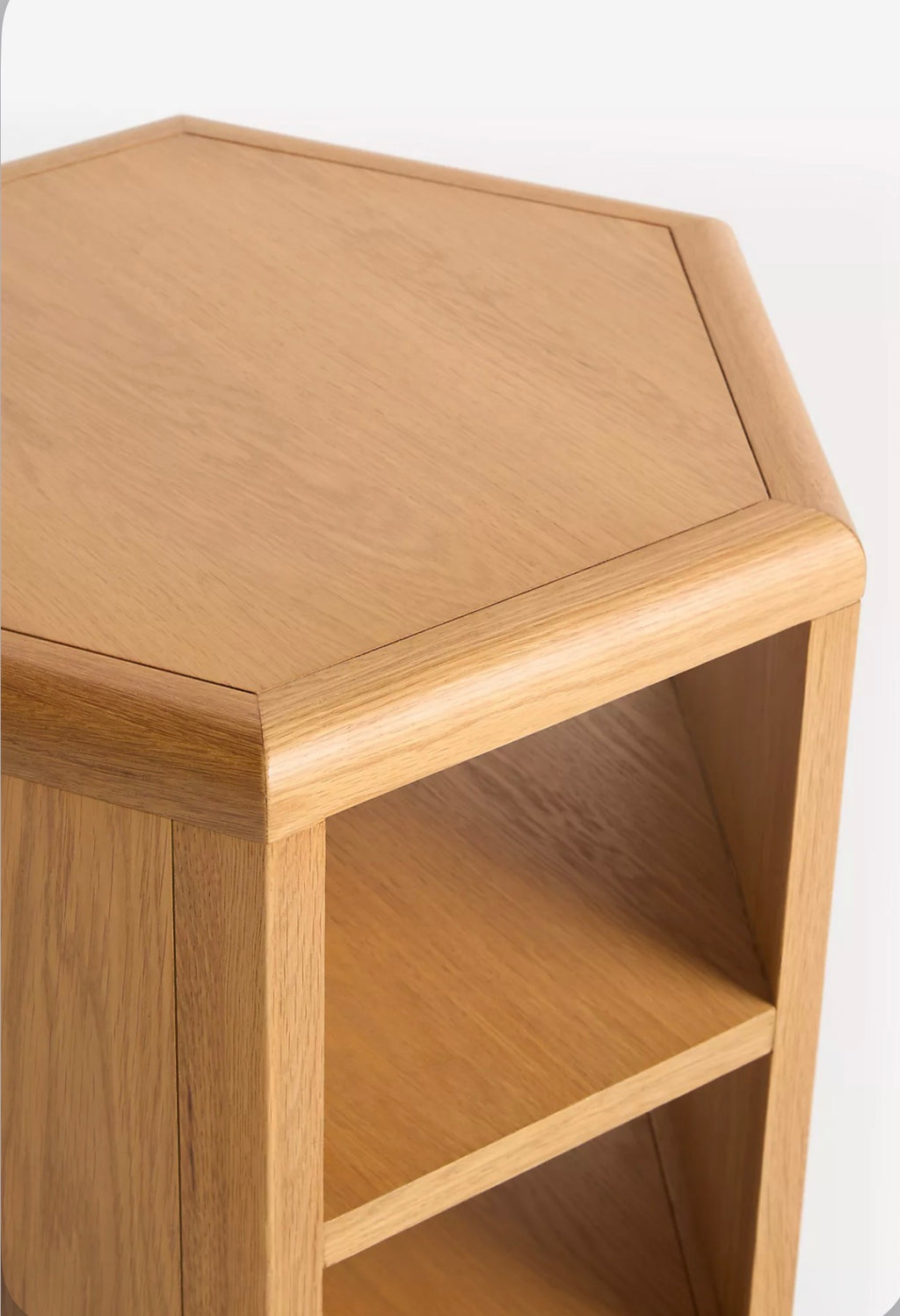 Nuvia Ahşap Komodin