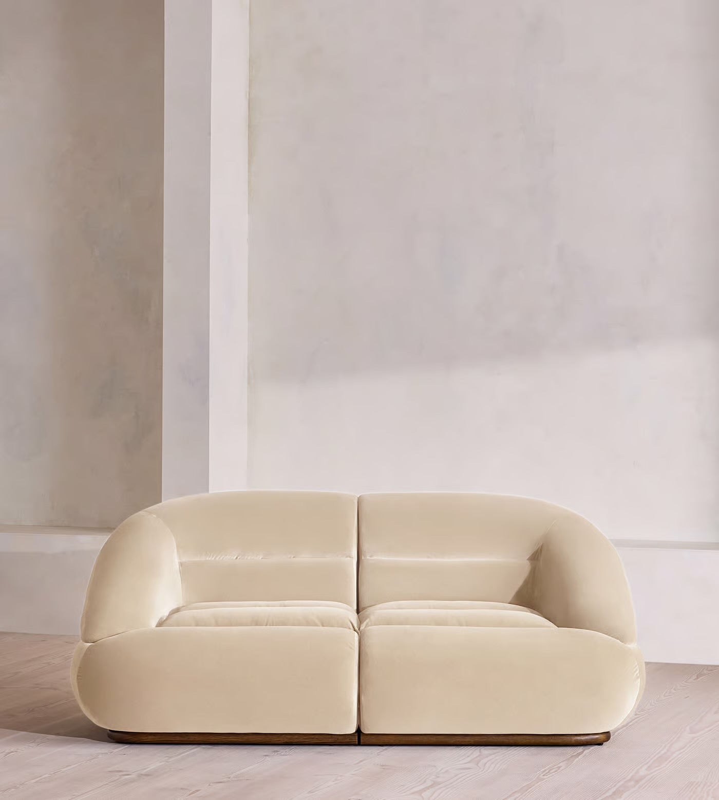 Pernal Sofa