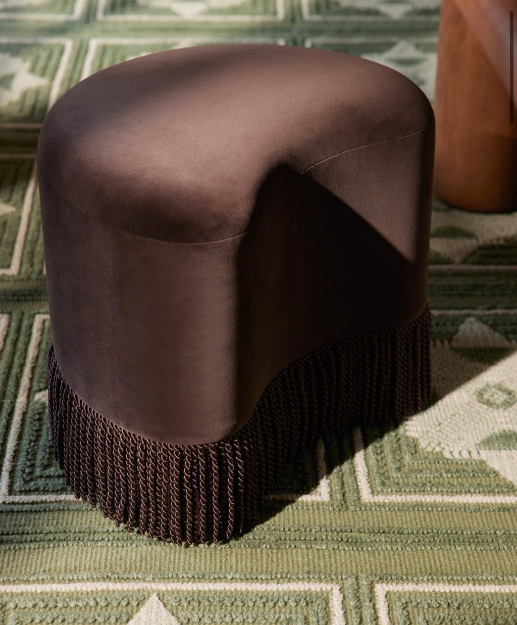 Teren Kadife Püsküllü Puf