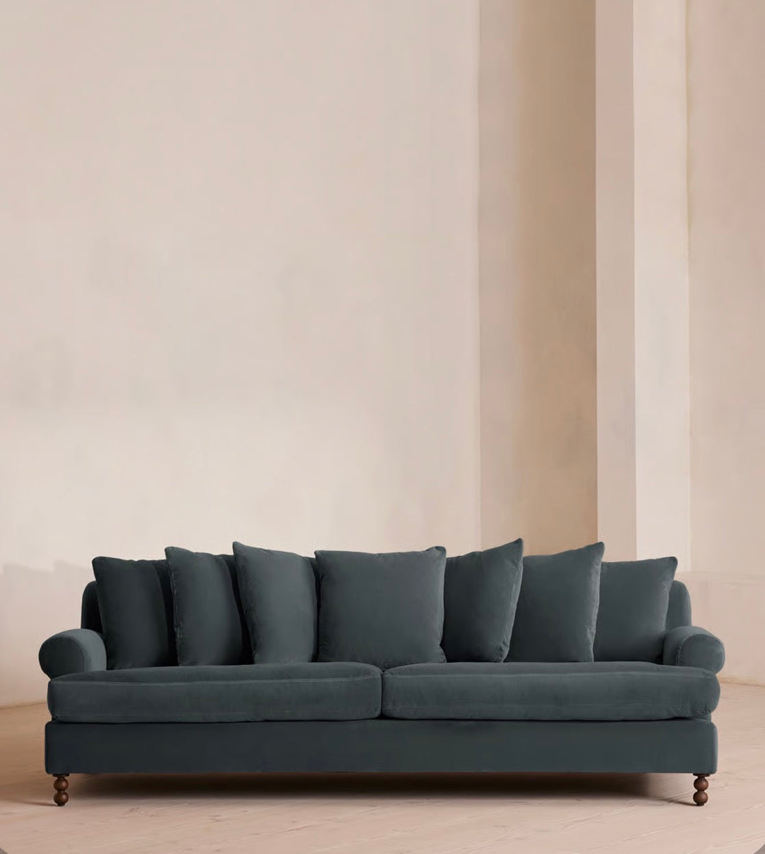 Venira Kadife Koltuk